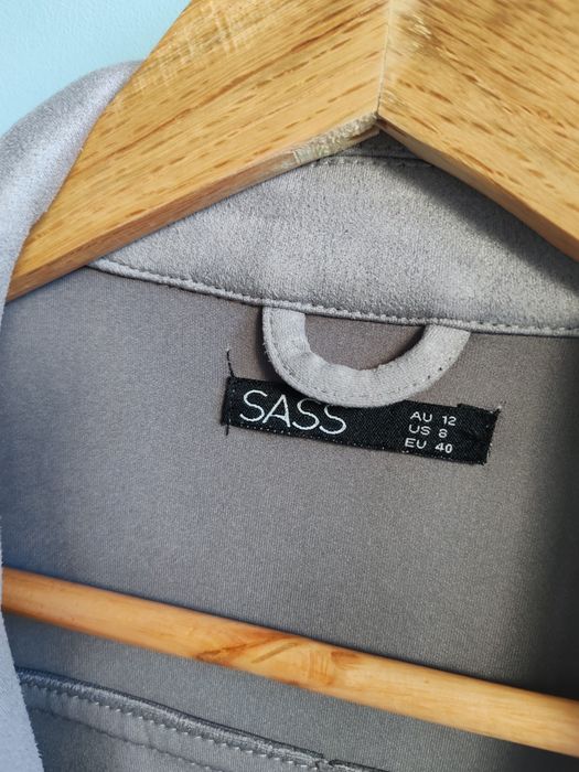 Дамско пролетни  яке SASS