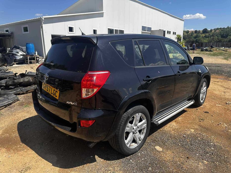 НА Части Toyota RAV4 2007 г  2.2 D-CAT, 177