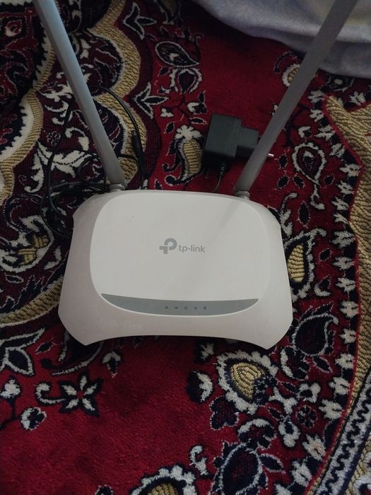 Продам  роутер рабочий.