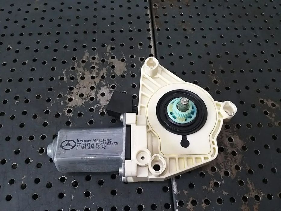 Motoras macara stanga spate mercedes b class w245 996148102 7746013402 a1698204542