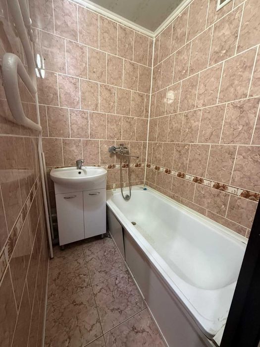 4х комн кв район Айсберга