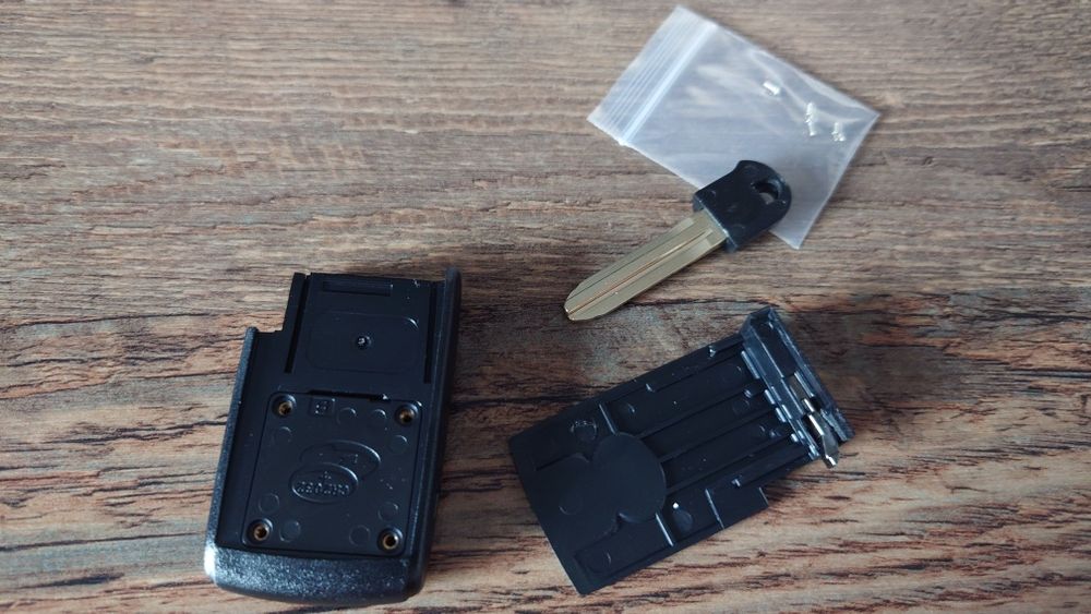 Carcasa cheie telecomanda Toyota Prius 2