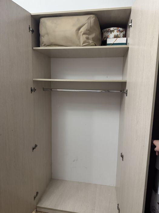 Продам шкаф для спальни