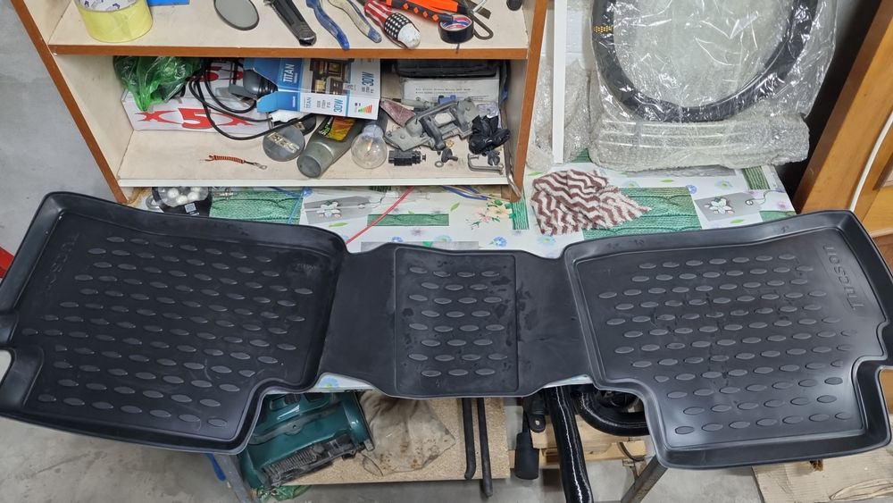 Полики на туксон