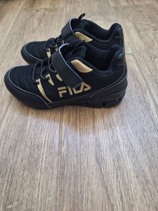 Adidasi originali Fila nr 30