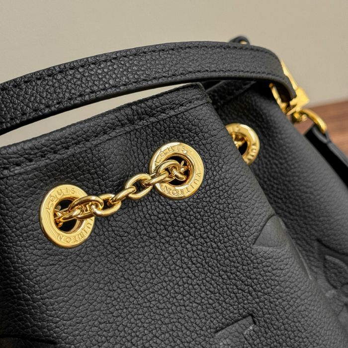 Louis Vuitton Bundle