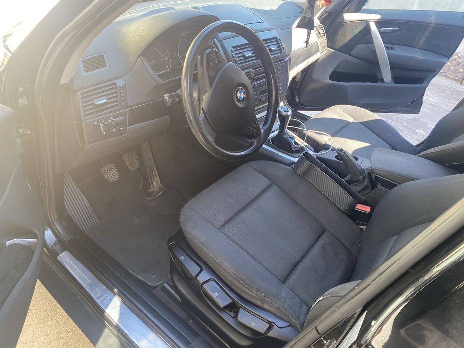 Vind sau Schimb cu caddy sau touran