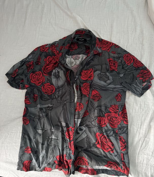 Tricou cropp imprimeu trandafiri