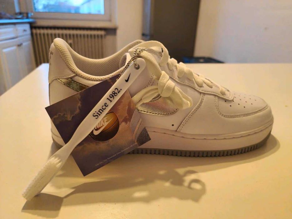 Nike Air Force 1 Low Retro Color of the Month Metallic Silver