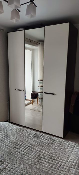 Продам платяной шкаф