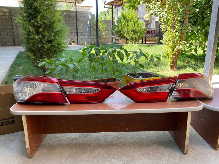 Фары камри 70 задний комплект