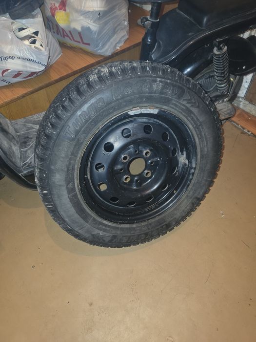 Продам ваз зима 175/70 r13
