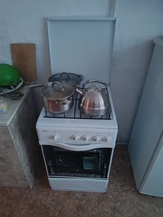 Шкаф холодильник Аристон