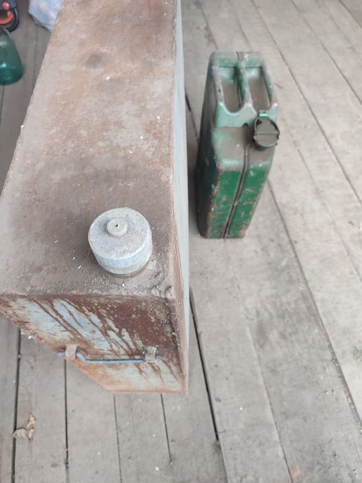 Ёмкость под ГСМ 140литров