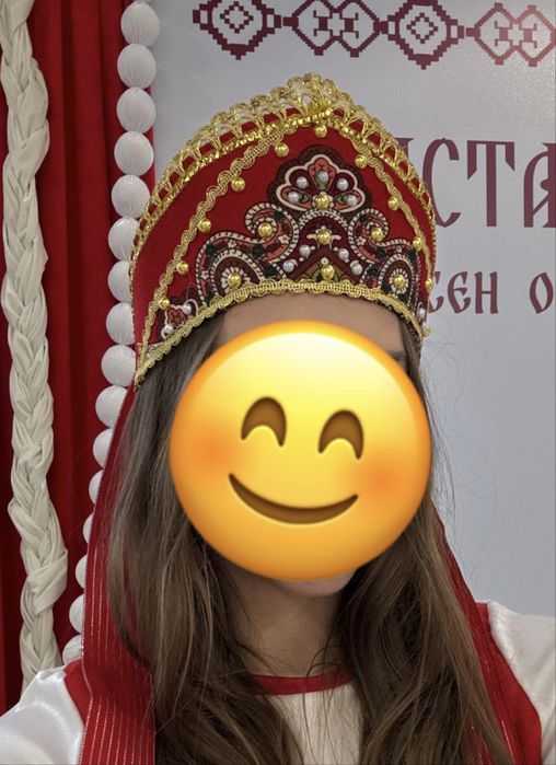 Кокошник русский народный