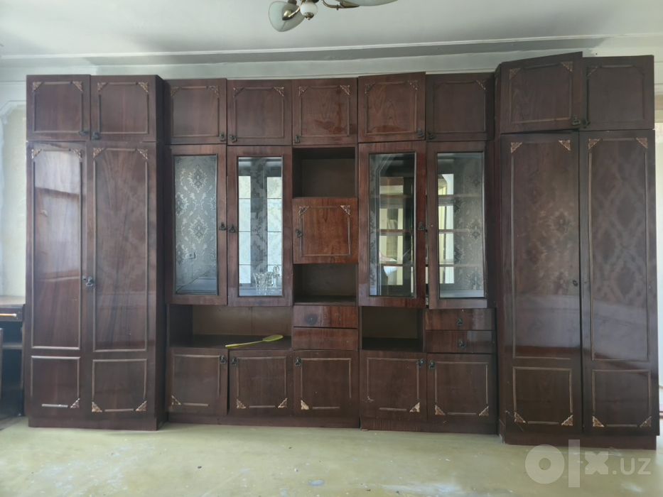 Сервант Шикаф  сотилади