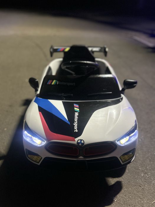 Детский автомобиль