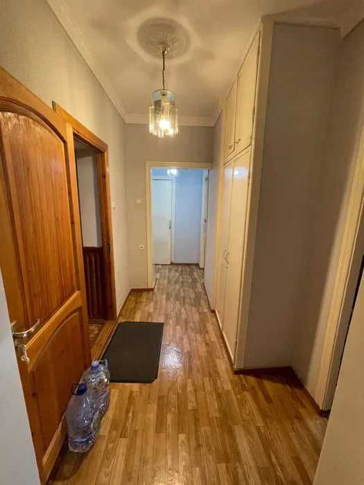 Коракамиш куш бозори 2 хона 2 та сотилади