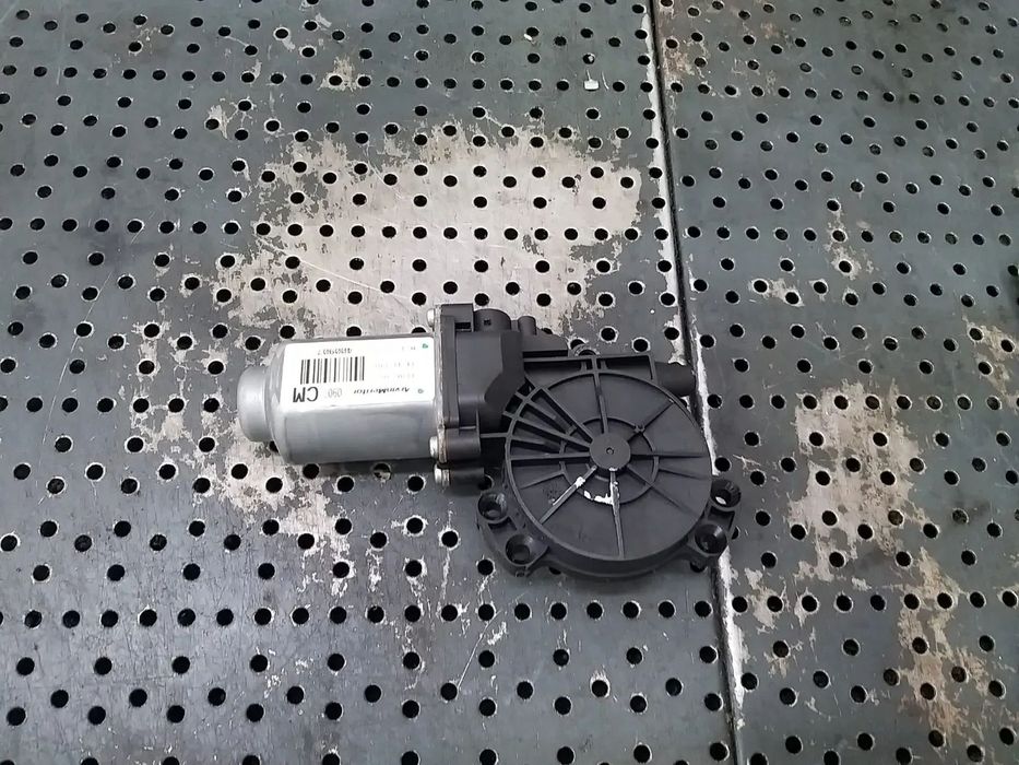 Motoras macara stanga fata hyundai santa fe 2 0907cm