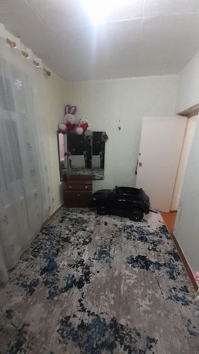 Uy sotiladi Navoiy viloyati zarafshon shahardan