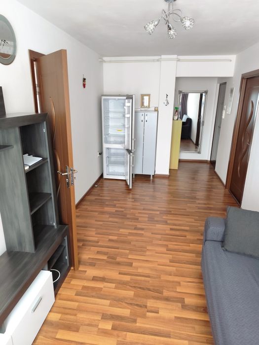 Vând apartament!