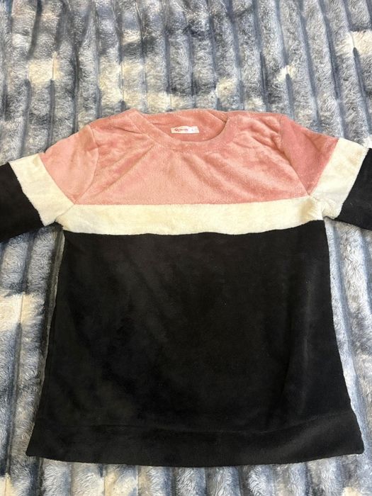 Дамска Пижама Номер L,но отговаря за номер М