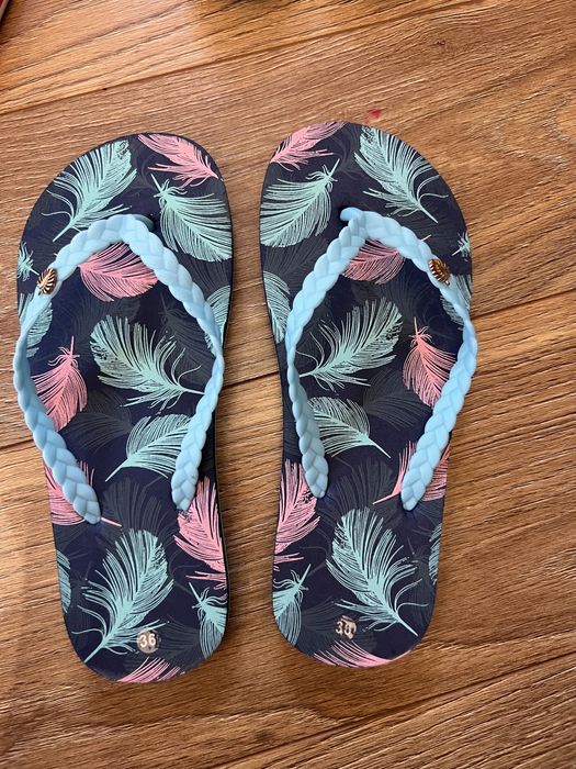 Șlapi, mărime 36