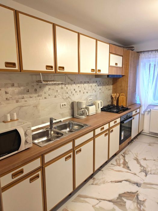 Apartament de închiriat în regim hotelier