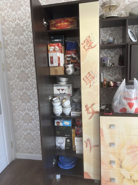 Продам шкаф для гостинной зала
