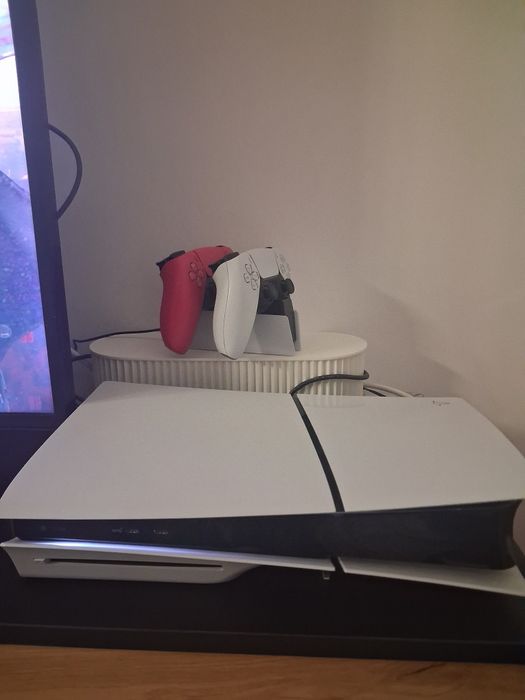 PS5 slim disk edition
