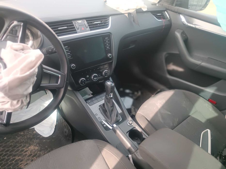 Skoda oktavia 1.5 DSG metan автомат 2020 година