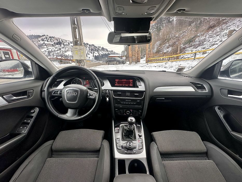 Audi A4 B8 2012 3 bucati 2.0 Diesel Automat Si Manual Impecabile