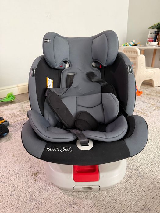 Продаю автокресло срочно