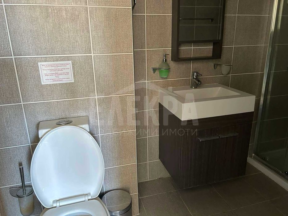 Апартамент на първа линия с просторна тераса и  гледка море!