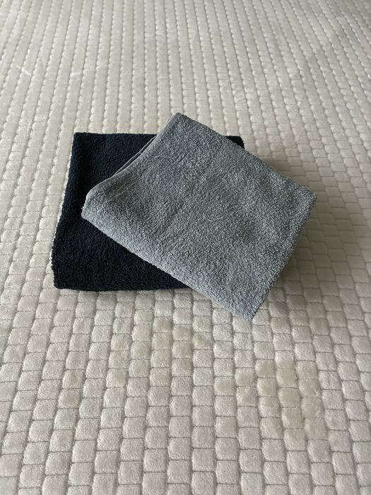 Два броя хавлиени кърпи