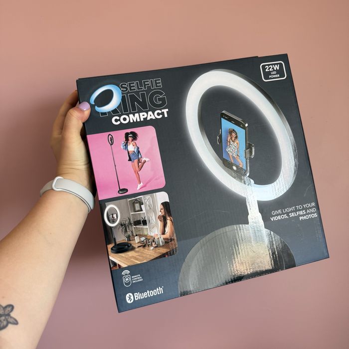 LED Ring Light 22W със стойка и Bluetooth дистанционно – нов