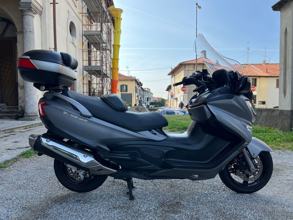 Suzuki Burgman 650