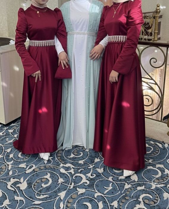 Продается вечернее платье