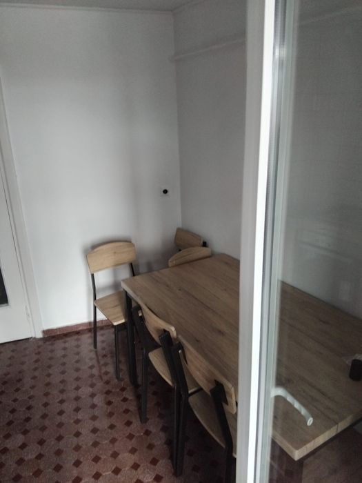 Apartament piata centrala complet mobilat