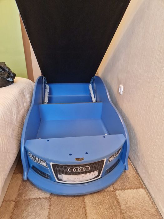 Машинка Ауди кроват детская