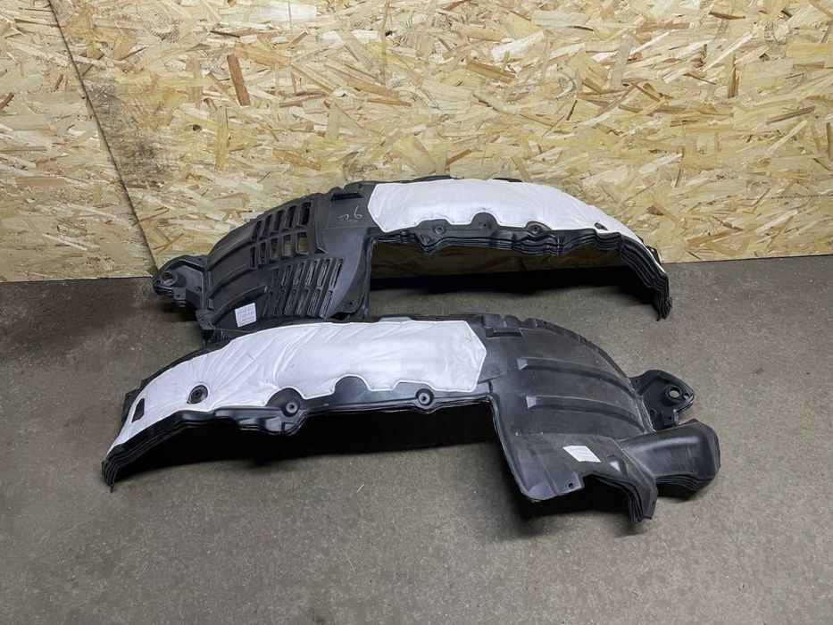 Подкрылок передние на ТЛК 200 07/15