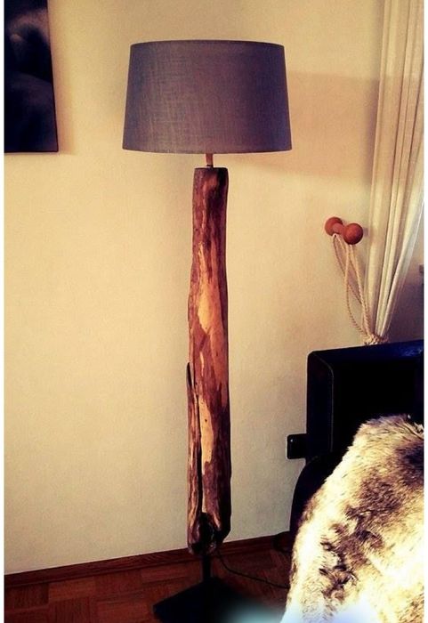 Светильник из дерева