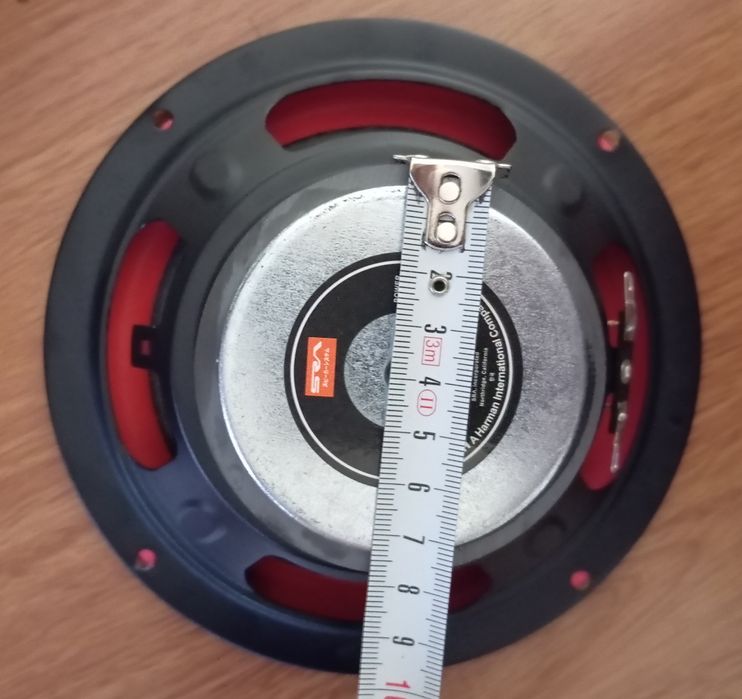 Продам новые динамики 8 дюйм (21см), 6.5 дюйм (16.5см), 5 дюйм (13см)