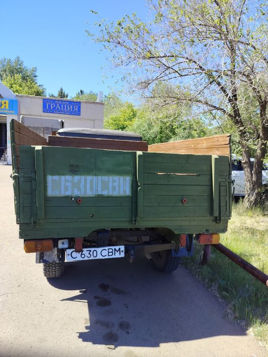 Продам УАЗ бортовой
