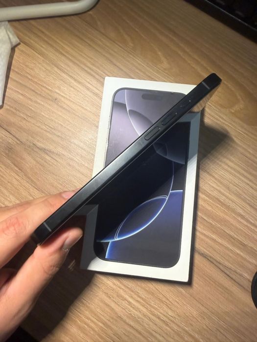 Iphone 16 pro max 256 гб есим айфон 16 про макс