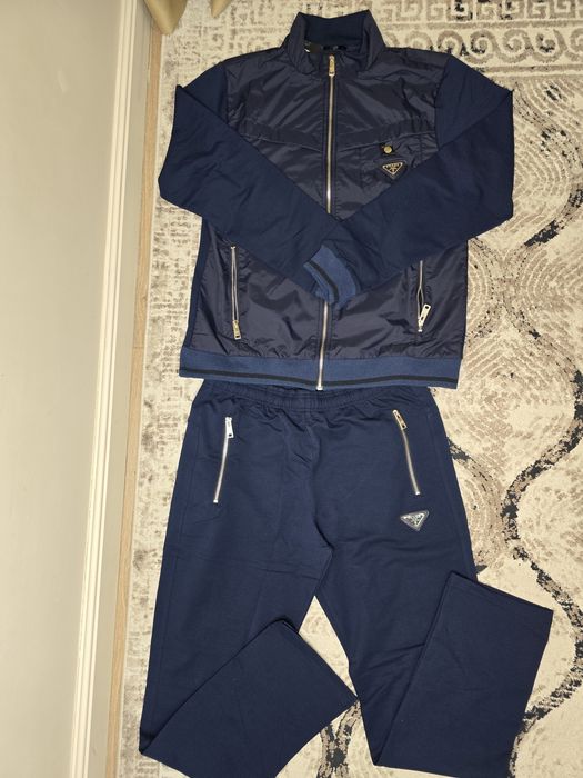 Турецкий спортивный костюм.