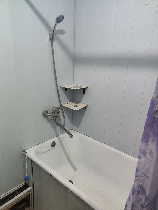 Чирчик ш. 9 м/н 10-автобаза Галерейка кирпичный дом 1/3/4 40 м²