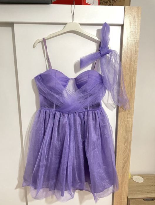 Нова Официална рокля