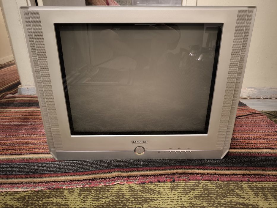 Телевизор Самсунг