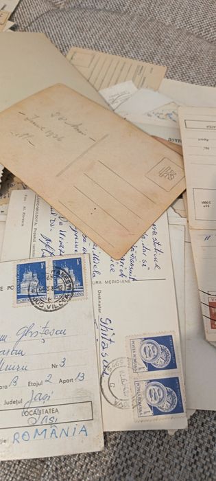 Poze și cărți poștale vechi